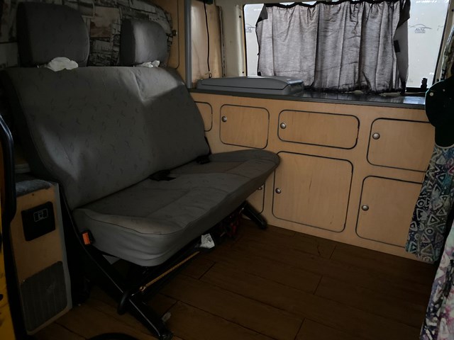 VOLKSWAGEN TRANSPORTER CAMPERIZADA foto 9