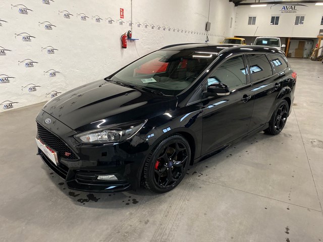 Ford Focus ST 2.0 TDI foto 1