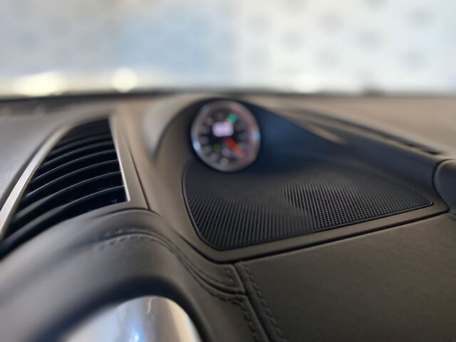 Porsche Cayenne Turbo foto 17