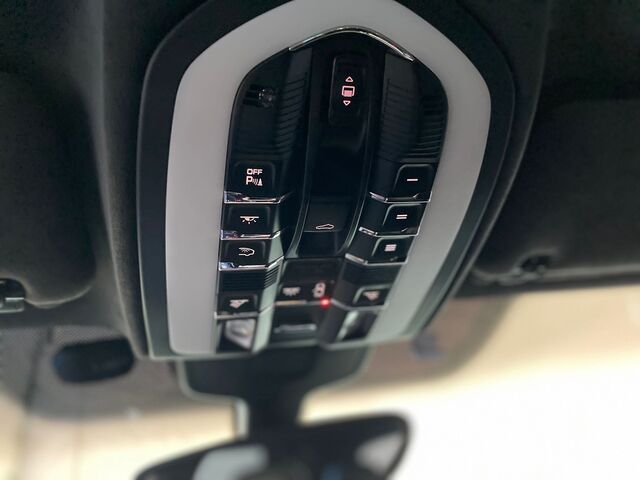 Porsche Cayenne Turbo foto 21