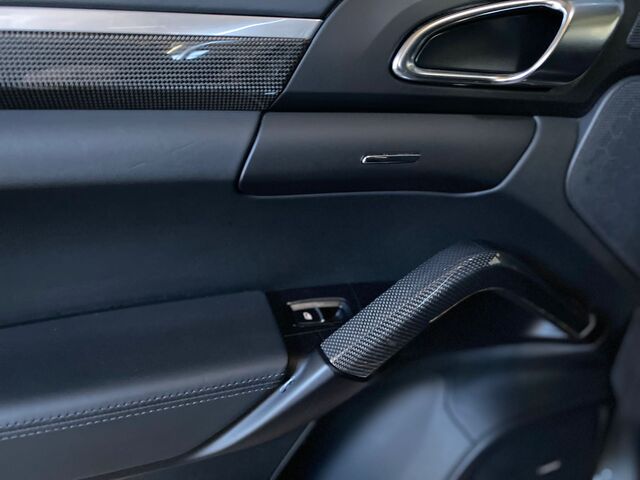 Porsche Cayenne Turbo foto 24