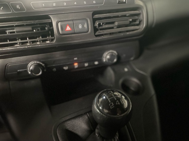 Opel Combo 1.5d foto 12