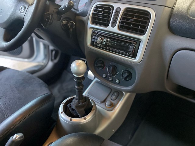 Renault Clio V6 fase 1 foto 10