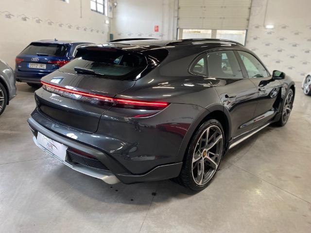 Porsche Taycan 4 cross turismo foto 10