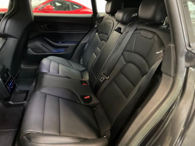 Porsche Taycan 4 cross turismo foto 20