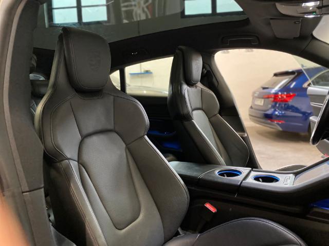 Porsche Taycan 4 cross turismo foto 24