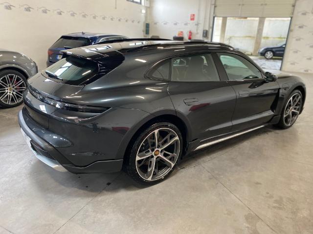 Porsche Taycan 4 cross turismo foto 27