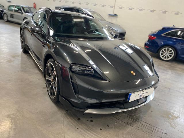 Porsche Taycan 4 cross turismo foto 3
