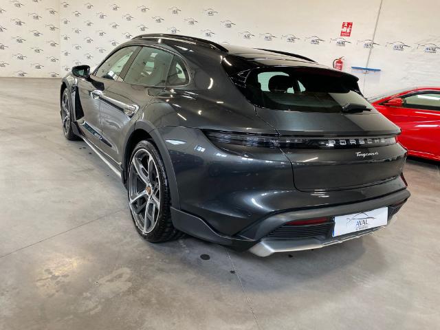 Porsche Taycan 4 cross turismo foto 6