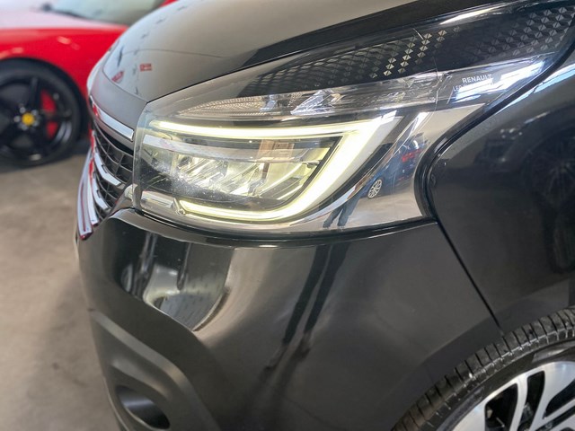 Renault Traffic Space class 2.0dci foto 24