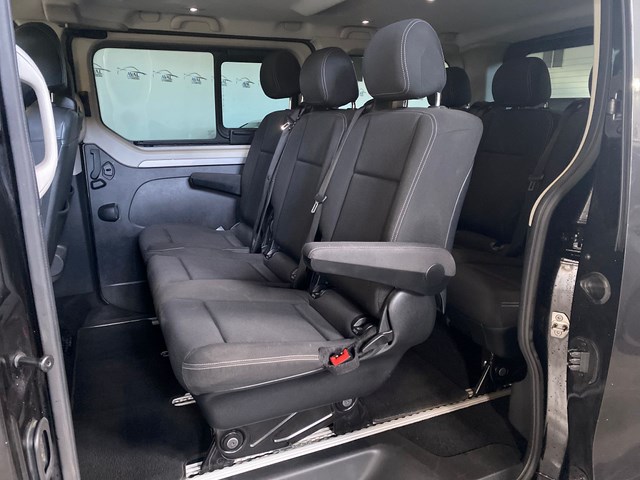 Renault Traffic Space class 2.0dci foto 8