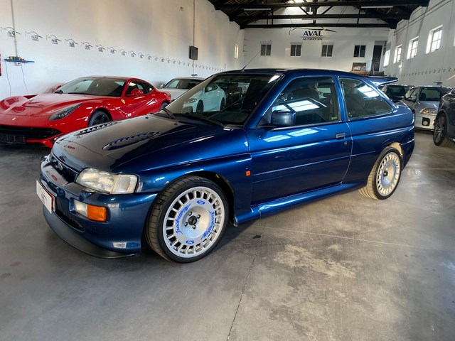 Ford Escort RS Cosworth foto 1