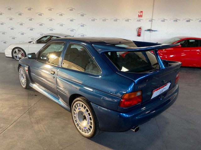 Ford Escort RS Cosworth foto 8