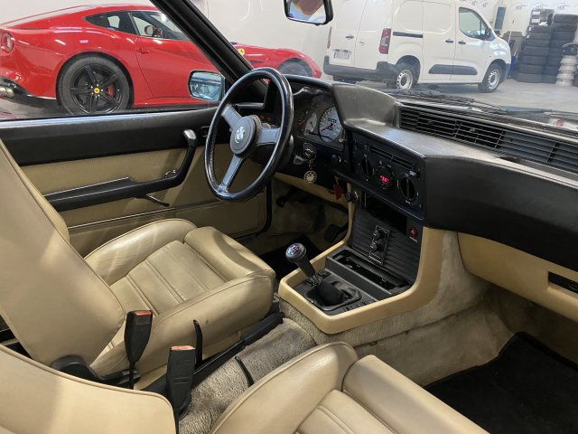 BMW 635 CSI foto 10